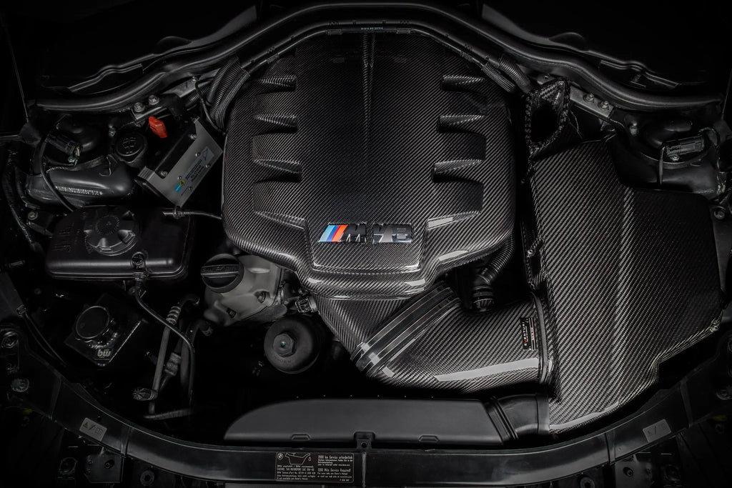 Eventuri carbon plenum installed on the BMW S65 V8