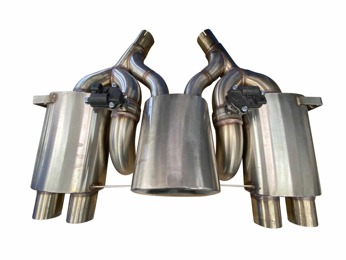 Active Autowerke Maad Maxx Valved Rear Exhaust — BMW F80 M3 / F82 M4 Non-OPF — Manufacturer product photograph. The selected vehicle-specific kit and tailpipe finish determine the supplied components.