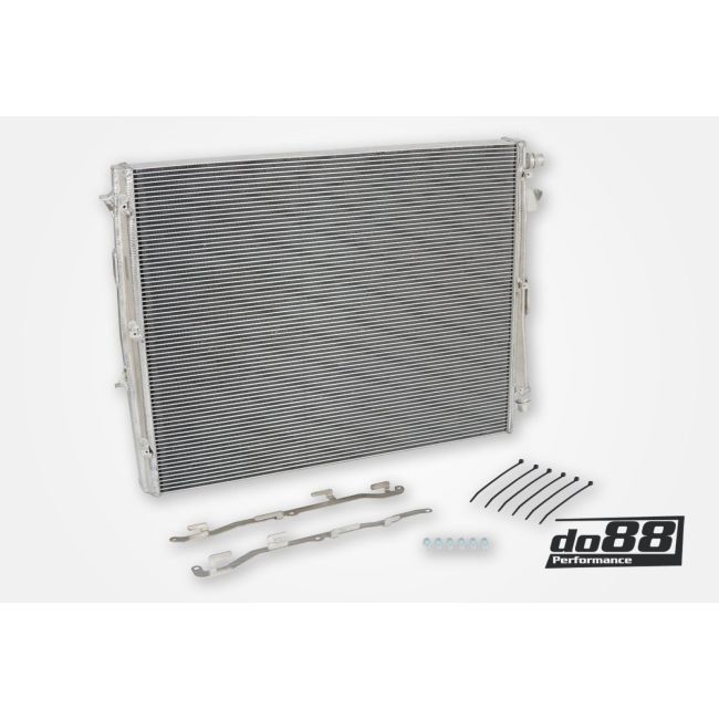 do88 WC-400 front-mount heat exchanger for BMW G-series