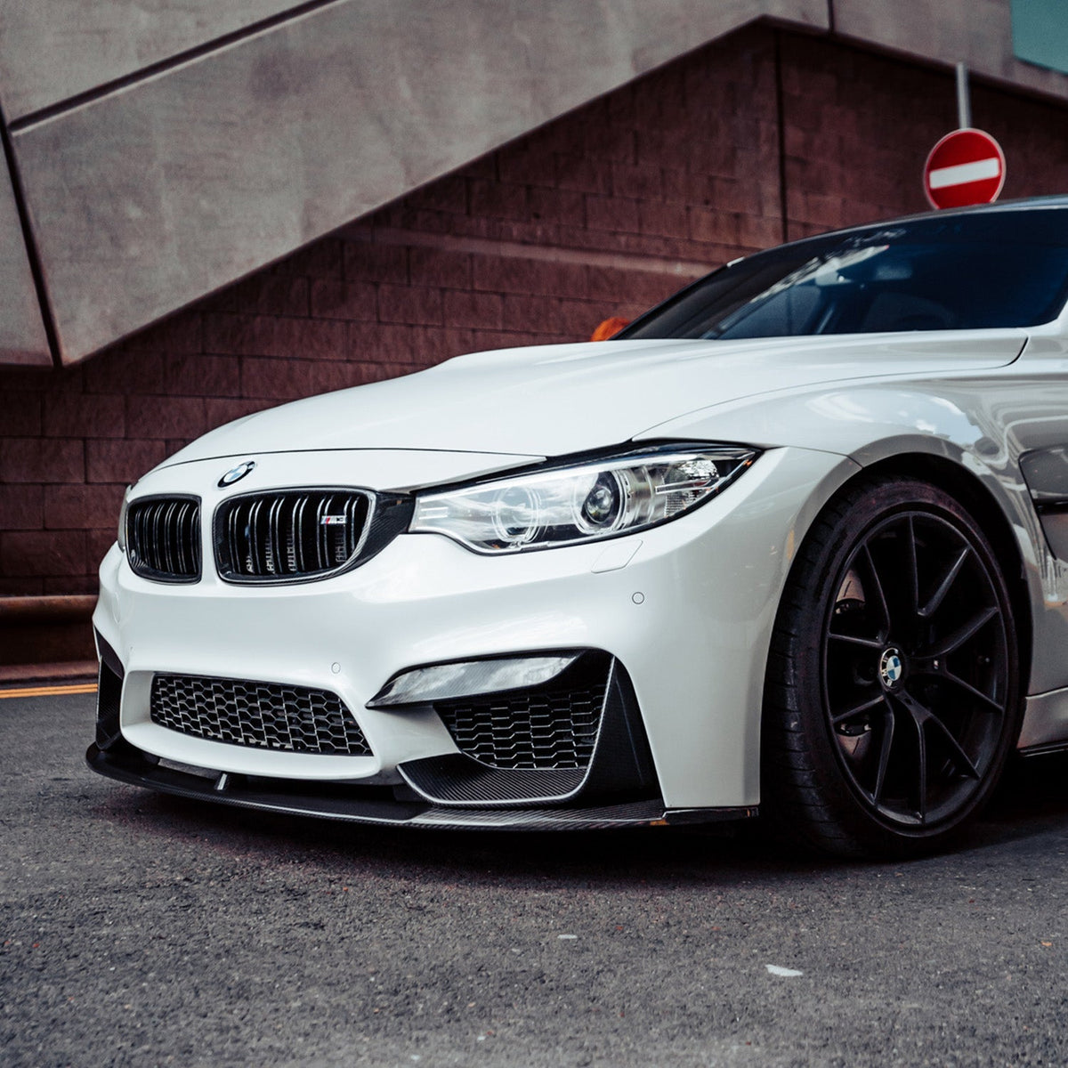 MHC+ BMW F80 M3 & F82/F83 M4 Pre Preg Carbon Fibre Performance Style Front Splitter