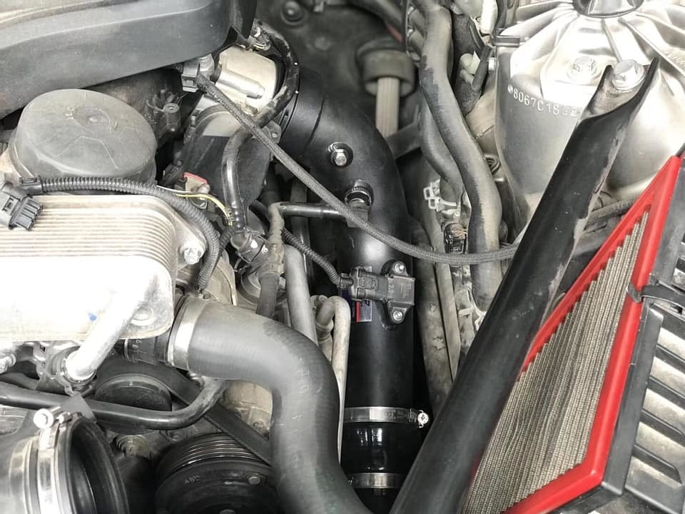 FTP N20 F1x charge pipe installed on vehicle