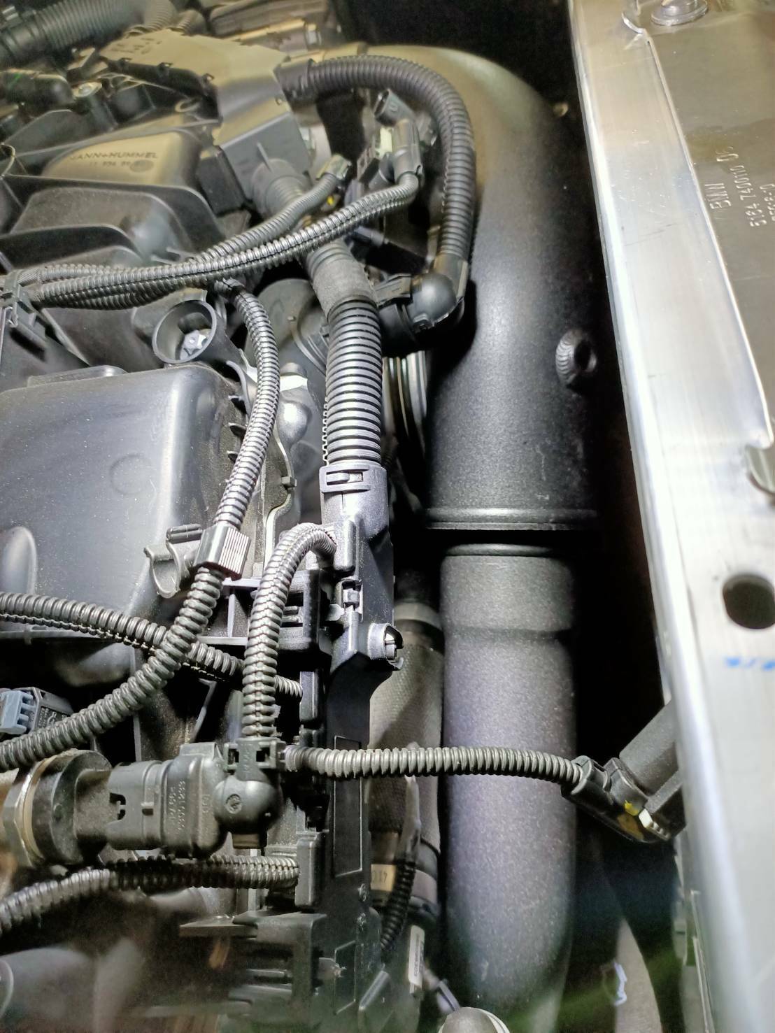 FTP X3/X4 B58 Gen 2 charge pipe installed; surrounding vehicle parts not included